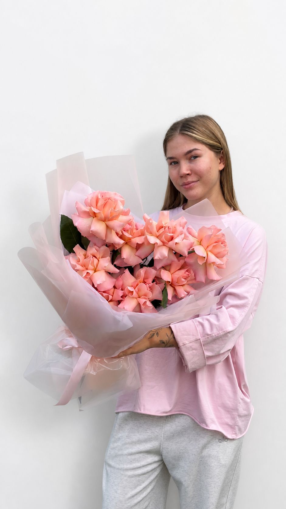 Букет из 9 французских роз Hermosa