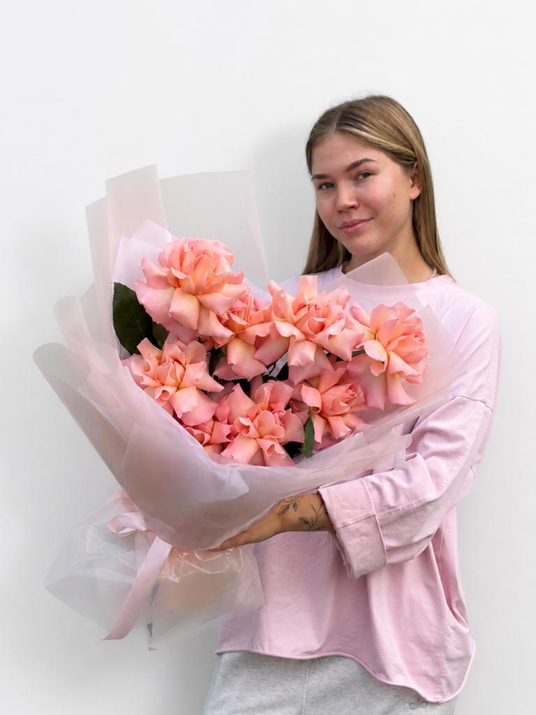 Букет из 9 французских роз Hermosa